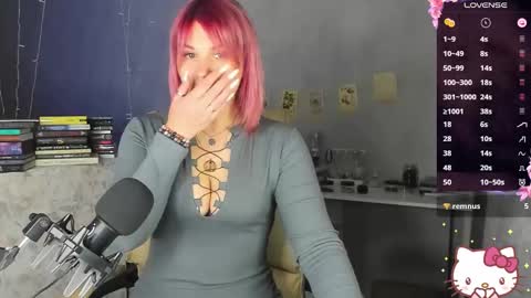 Suzanna Snow online show from October 2025 04:43:01 AM