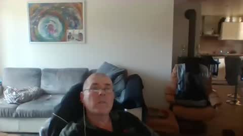 charles6064 online show from September 2025 12:38:01 PM