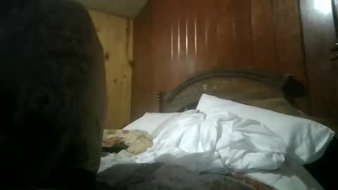 Snapshot of charlesb13 chatting on May 2026 06:40:01 AM charlesb13 online show from May 2026 06:40:01 AM