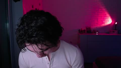 charleshanson69 online show from April 2026 04:12:01 PM