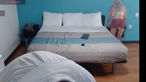 charleyandsmokie online show from November 2025 12:42:01 AM