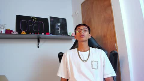 Charles Russo online show from January 2025 12:05:02 AM