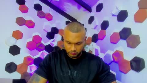 Snapshot of charliegrifinx chatting on May 2026 09:10:02 PM CharlieGrifinX online show from May 2026 09:10:02 PM
