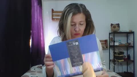 charlott online show from December 2024 06:22:02 PM