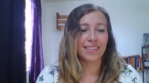 charlott online show from September 2025 06:52:02 PM