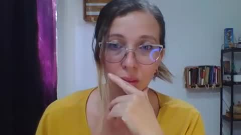 charlott online show from October 2025 07:14:01 PM