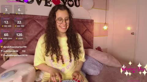 Snapshot of charlote__miller chatting on February 2025 01:49:02 PM You honey online show from February 2025 01:49:02 PM