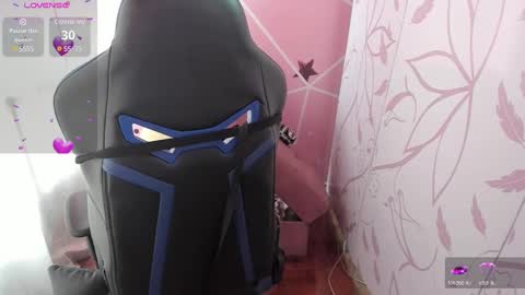 charlott_daphne online show from December 2024 06:28:02 PM