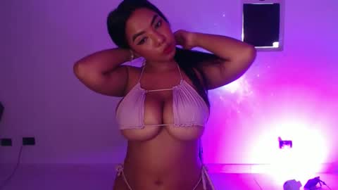 Snapshot of charlott_hotx chatting on October 2025 10:20:02 PM charlott online show from October 2025 10:20:02 PM