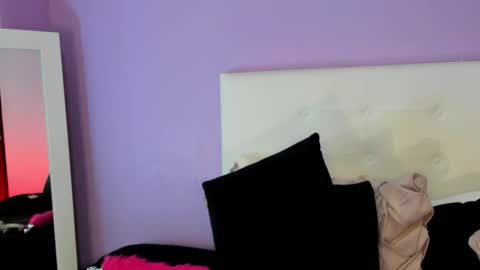 Char 3 online show from September 2025 03:23:02 PM