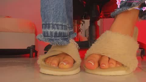 charlotte  grey online show from March 2026 08:14:01 PM