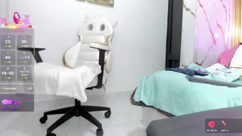 Snapshot of charlotte__milf chatting on February 2026 07:56:01 AM charlotte__milf online show from February 2026 07:56:01 AM