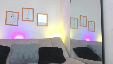 Snapshot of charlotte_copper chatting on May 2026 10:43:02 AM Charlotte online show from May 2026 10:43:02 AM