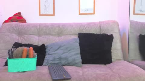 Snapshot of charlotte_copper chatting on May 2026 09:27:02 AM Charlotte online show from May 2026 09:27:02 AM