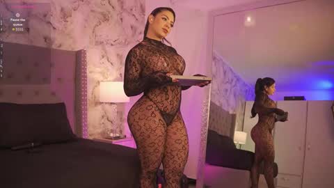 Charlotte online show from September 2025 03:08:02 AM