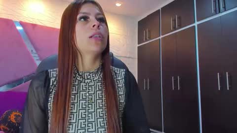 Charlotte Icee online show from November 2025 03:44:01 PM