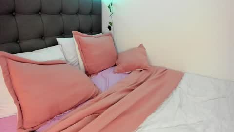 Charlotte james online show from February 2025 01:35:01 AM