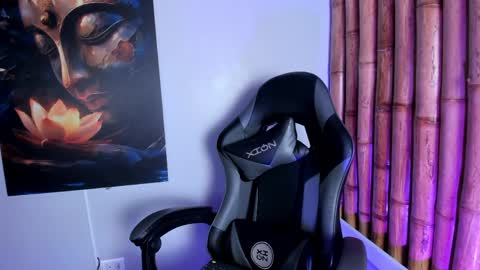 CHARLOTTE  online show from March 2026 05:41:02 PM