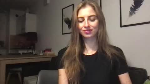 Charlotte Roche online show from October 2025 03:38:02 PM