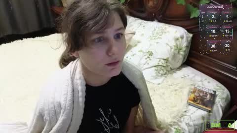 Snapshot of charlotte_wow chatting on November 2025 09:14:01 PM Charlotte online show from November 2025 09:14:01 PM