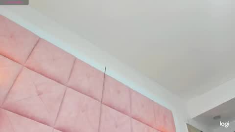 Snapshot of charlottee17 chatting on March 2025 01:12:01 PM ANDRE online show from March 2025 01:12:01 PM