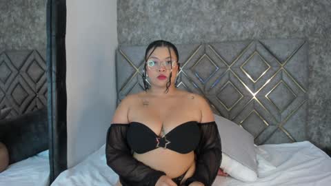 Snapshot of charlottee_1403 chatting on December 2024 07:45:02 PM Charlotte online show from December 2024 07:45:02 PM