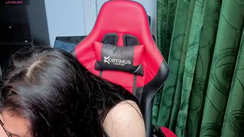 Snapshot of charlottee_lovee69 chatting on May 2026 06:10:02 AM Natalia online show from May 2026 06:10:02 AM