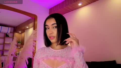 Snapshot of charlotteg18 chatting on May 2026 03:01:01 AM Charlote online show from May 2026 03:01:01 AM