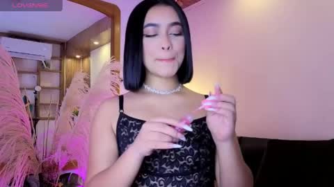 Snapshot of charlotteg18 chatting on May 2026 03:23:02 AM Charlote online show from May 2026 03:23:02 AM
