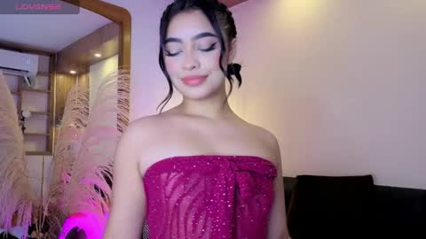 Snapshot of charlotteg18 chatting on June 2026 03:33:01 AM Charlote online show from June 2026 03:33:01 AM