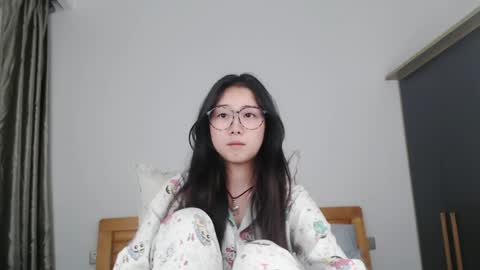 Snapshot of charlottelin chatting on December 2024 02:00:01 PM Charlotte online show from December 2024 02:00:01 PM