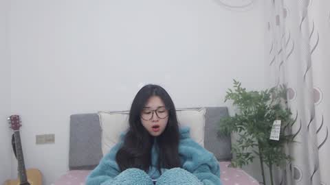 Snapshot of charlottelin chatting on January 2025 05:02:01 PM Charlotte online show from January 2025 05:02:01 PM