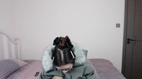 Snapshot of charlottelin chatting on February 2025 01:59:01 PM Charlotte online show from February 2025 01:59:01 PM