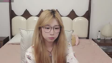 Charlotte online show from November 2025 03:23:01 PM