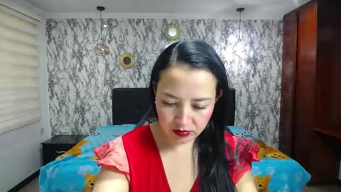 Charlotte  Schmidt online show from September 2025 11:43:02 AM