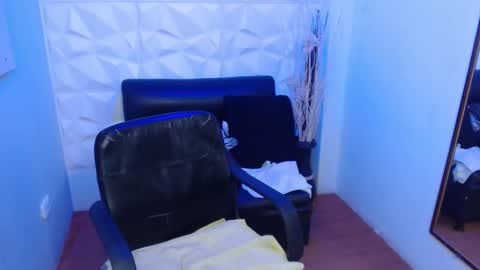 Charlotte Taylor online show from January 2026 05:27:02 PM