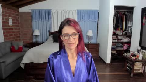 Charlotte online show from November 2025 03:49:02 AM