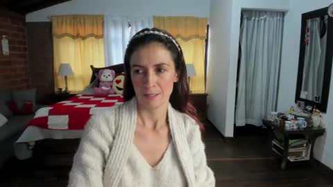 Snapshot of charlottewillson chatting on April 2026 10:44:02 PM Charlotte online show from April 2026 10:44:02 PM
