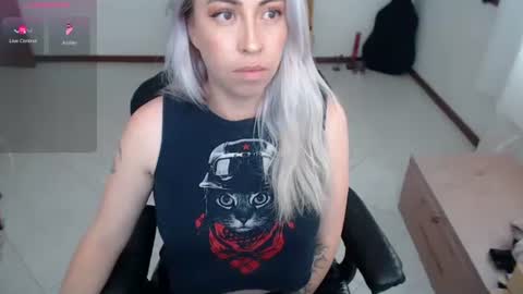 Snapshot of charlottezoe1 chatting on December 2024 07:34:02 PM charlottezoe online show from December 2024 07:34:02 PM