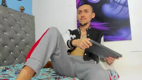 Snapshot of charly_fenix chatting on October 2025 01:06:02 AM Charly online show from October 2025 01:06:02 AM