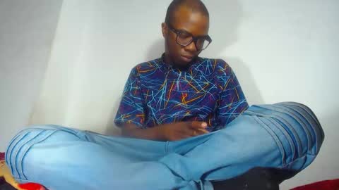 charly_vergonti_ online show from November 2025 03:12:02 PM