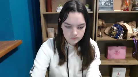 Snapshot of charmbite chatting on December 2025 07:24:01 AM Julliette online show from December 2025 07:24:01 AM