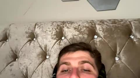 Snapshot of charmerboi2 chatting on April 2026 09:23:02 AM charmerboi2 online show from April 2026 09:23:02 AM