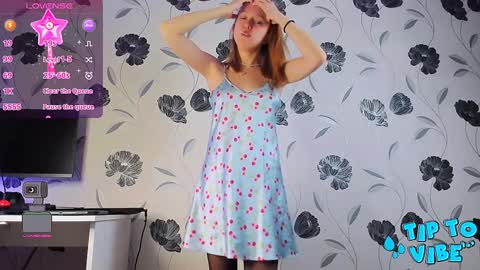 Snapshot of charming_berry_ chatting on December 2024 02:52:01 PM Lisa online show from December 2024 02:52:01 PM