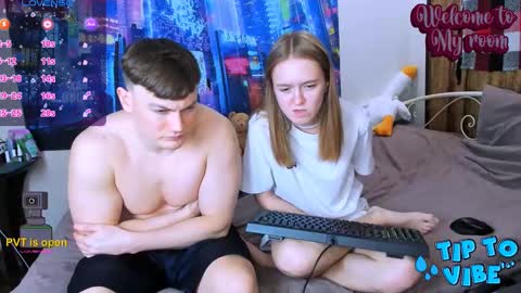 Snapshot of charming_berry_ chatting on February 2025 07:35:01 PM Lisa online show from February 2025 07:35:01 PM