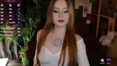 Snapshot of charming_lilly chatting on February 2025 06:14:01 AM Lissa online show from February 2025 06:14:01 AM