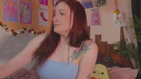 Snapshot of charming_lilly chatting on May 2026 02:58:01 PM Lissa online show from May 2026 02:58:01 PM