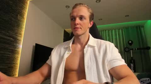 Chase Reed online show from November 2025 08:20:01 PM