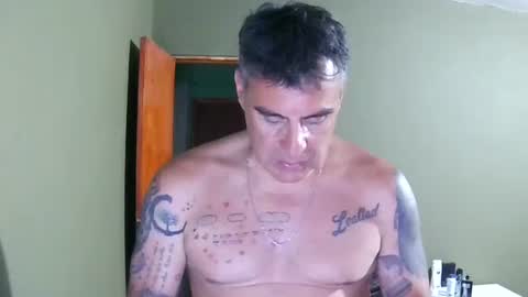 Snapshot of chato012 chatting on January 2025 01:42:02 AM chato012 online show from January 2025 01:42:02 AM