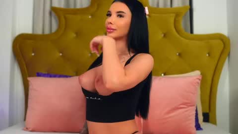 Snapshot of chaturbarbie_ chatting on May 2026 10:16:02 PM Velma online show from May 2026 10:16:02 PM